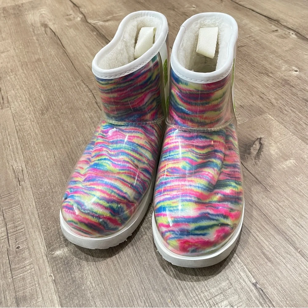 UGG Classic Clear Mini II Party Rainbow Waterproof Boots Kids Size 6 Multi Color